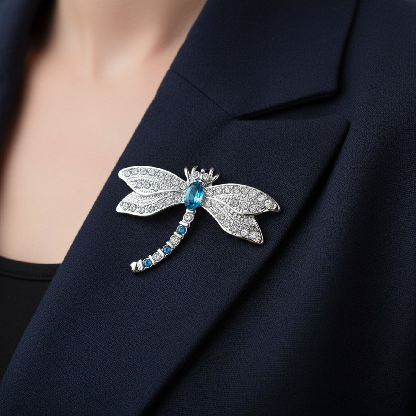 Dragonfly Firefly Brooche Pin Blue CZ Sapphire Insect