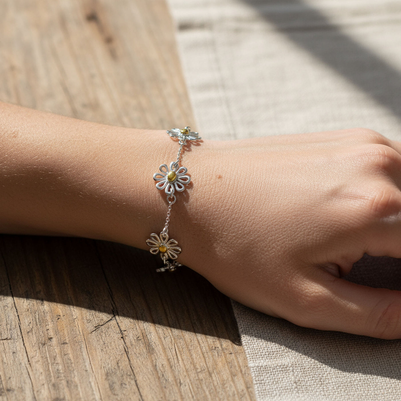 Summer Two Tone Chain Link Bracelet with Sunflower Daisy Charm Gold Plated