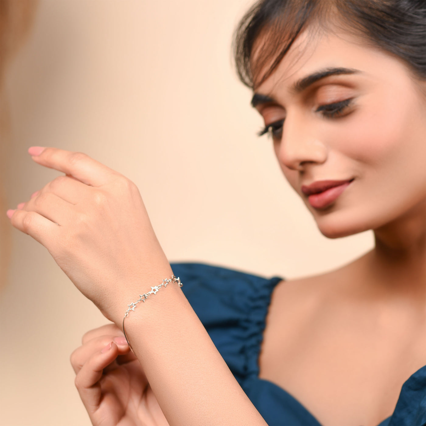 Dainty Celestial Chain Link Bracelet with Stars Sterling Silver 7-7.5 Inch - Bling Jewelry